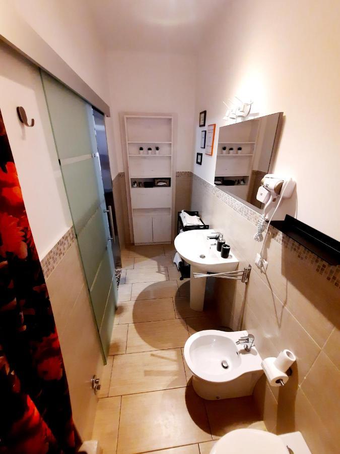מאטליקה B&B Del Corso מראה חיצוני תמונה